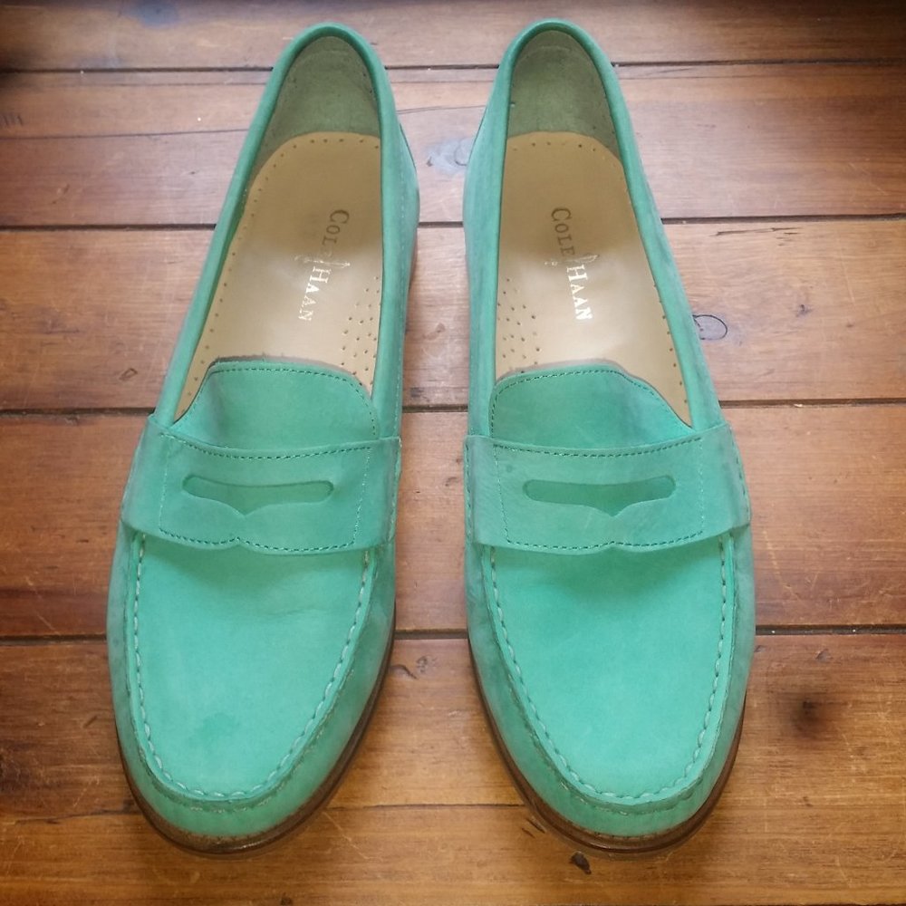 New Cole Haan Green Loafers 7B (Narrow Fit) - Picture 2 of 7
